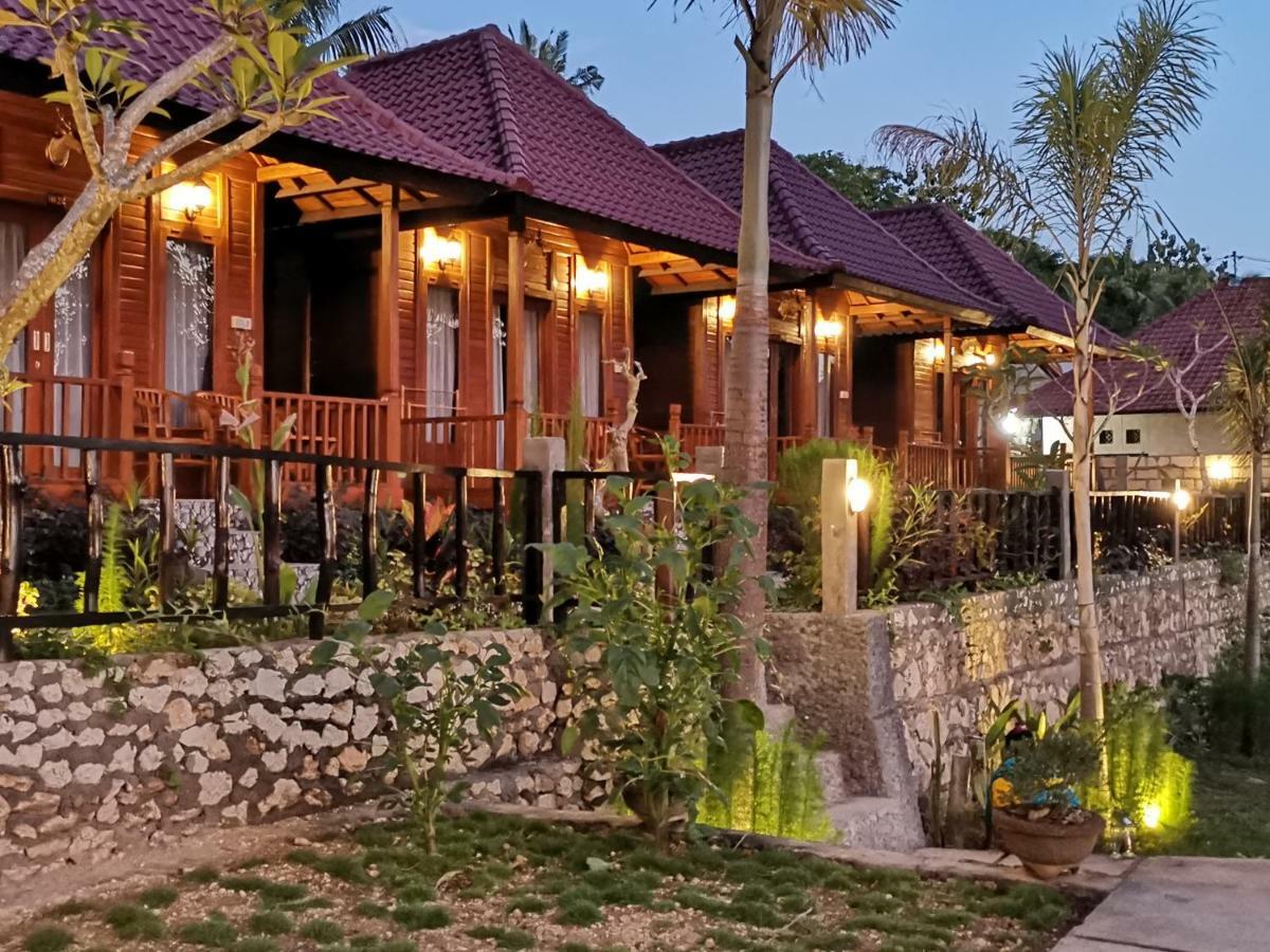 Kamasan Cottage By Reccoma Toyapakeh Ngoại thất bức ảnh